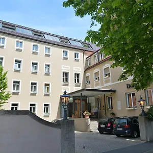 3* Hotel Dom